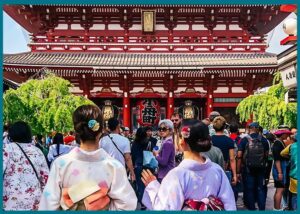 أفضل رحلات يومية من طوكيو: كيف تأخذك اليابان من الصخب إلى الصفاء في دقائق؟