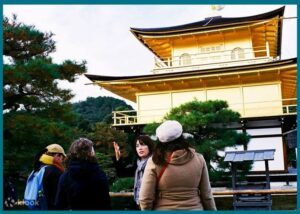 مرشد عربي في كيوتو: استكشف المعابد والتاريخ مع دليل عربي محترف